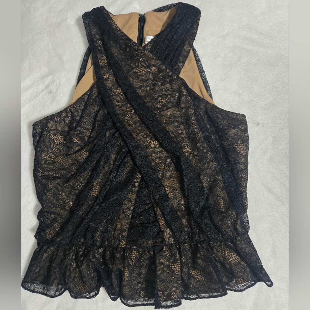 Nwot Veronica beard kailani black lace top